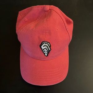 NWOT Harding Lane Oyster Needlepoint Hat